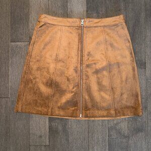 Wilfred Free Vegan Suede Skirt Size 8